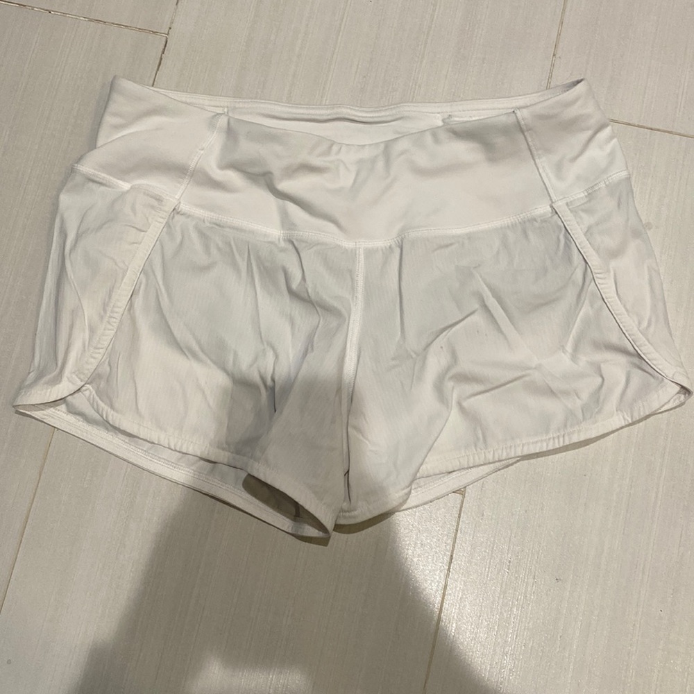 Lulu size 6 white speed up shorts
